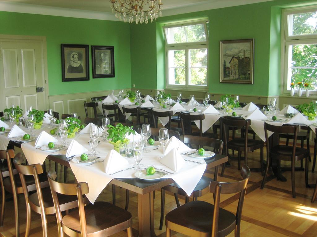 Brauereigasthof Reiner Lochau Extérieur photo
